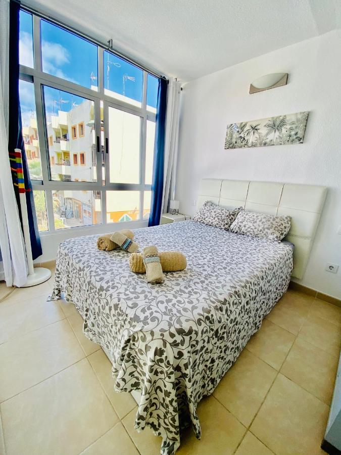 Golden Wave Apartment คอร์ราเลโฮ ภายนอก รูปภาพ